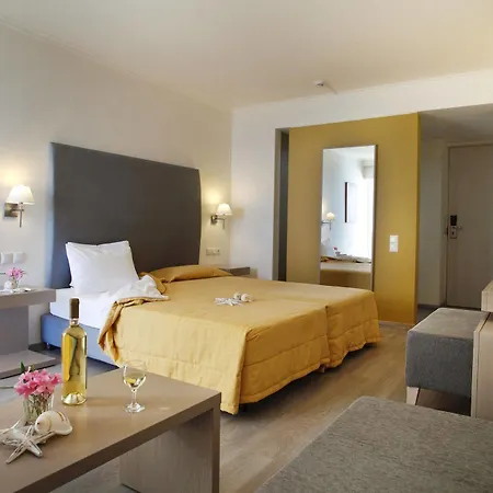 Arina Sand Hotel 3*